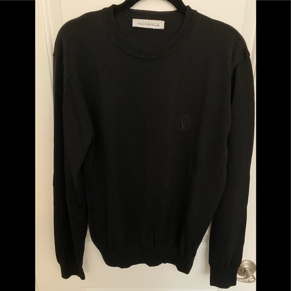 Versace - Picture 2 of 7